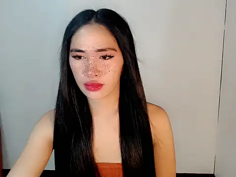 Snapshot of urasiankylie chatting on April 19, 2026, 4:41 pm urasiankylie online show from April 19, 2026, 4:41 pm