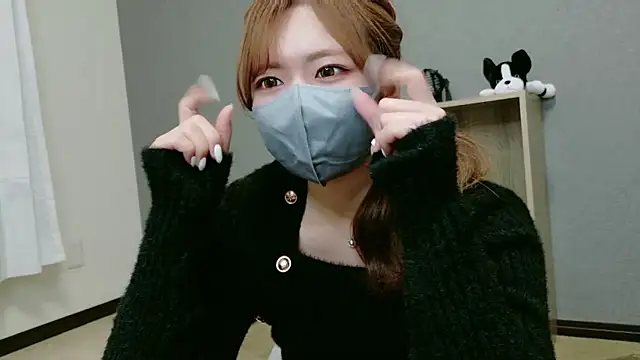 YUA 0425 online show from May 2, 2026, 9:47 am