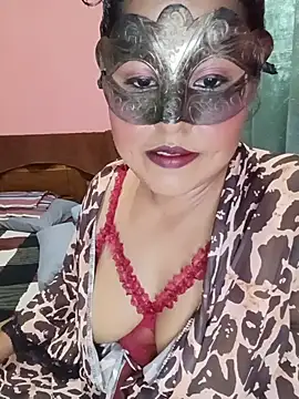 Maskedcurves online show from June 26, 2026, 2:12 pm