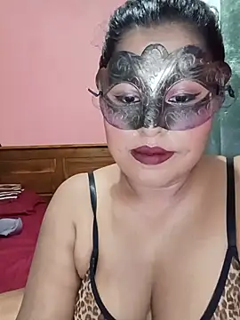 Maskedcurves online show from July 1, 2026, 3:45 pm
