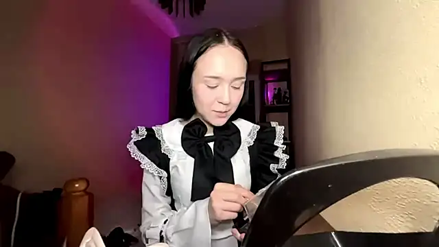 Snapshot of Adeline_star chatting on May 7, 2026, 5:49 pm Adeline star online show from May 7, 2026, 5:49 pm