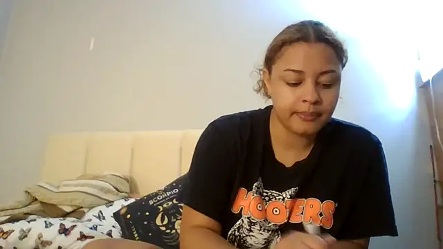 madzbailey online show from June 6, 2026, 1:44 am