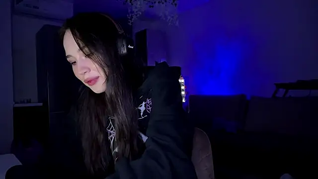 Snapshot of Elizabetswan chatting on April 10, 2026, 9:22 pm Elizabetswan online show from April 10, 2026, 9:22 pm