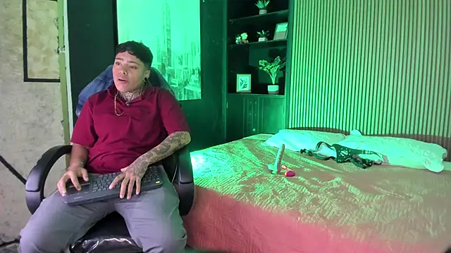 Snapshot of CasperMilers chatting on June 17, 2026, 12:59 pm CasperMilers online show from June 17, 2026, 12:59 pm