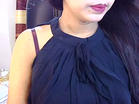 Noor Zarin online show from May 9, 2026, 7:06 pm