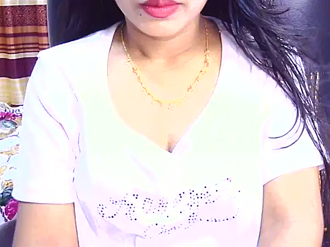 Noor Zarin online show from May 23, 2026, 7:35 pm