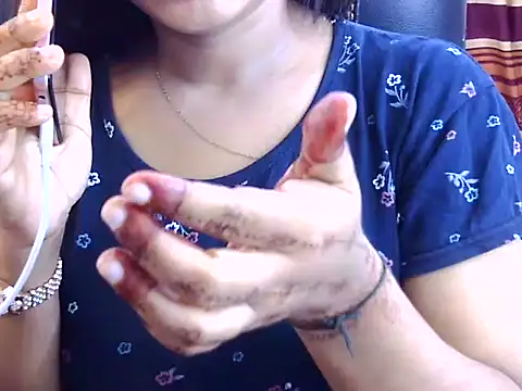 Snapshot of Noor_Zarin chatting on July 2, 2026, 3:34 am Noor Zarin online show from July 2, 2026, 3:34 am