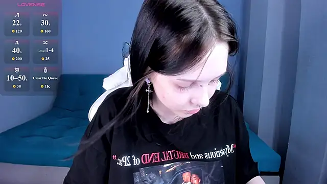 Snapshot of SugarBunny18 chatting on June 27, 2026, 7:25 am SugarBunny18 online show from June 27, 2026, 7:25 am