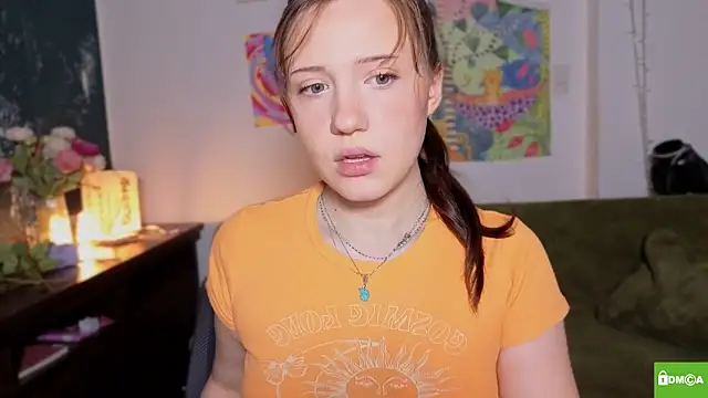 bikinibottom001 online show from May 11, 2026, 12:01 am