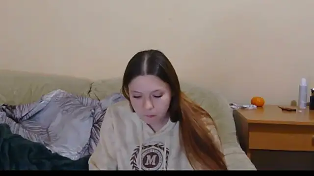 JessicaHolland1 online show from April 23, 2026, 6:09 pm