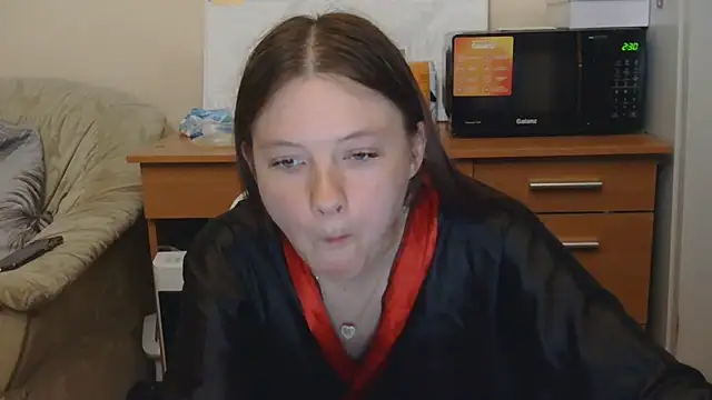 JessicaHolland1 online show from July 8, 2026, 5:57 pm