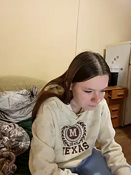 JessicaHolland1 online show from April 24, 2026, 5:26 pm