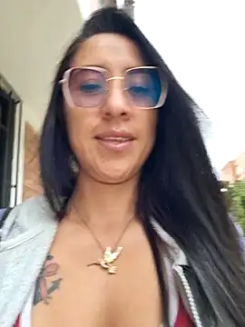 Snapshot of VALERY-94 chatting on May 21, 2026, 12:13 pm VALERY-94 online show from May 21, 2026, 12:13 pm