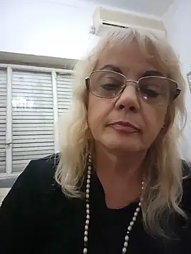 MatureElegantWidow online show from May 16, 2026, 1:04 am