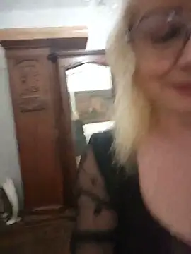MatureElegantWidow online show from May 20, 2026, 6:16 pm
