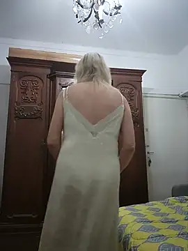 MatureElegantWidow online show from June 27, 2026, 12:49 am