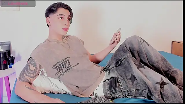 Thiago angel online show from May 3, 2026, 12:16 am