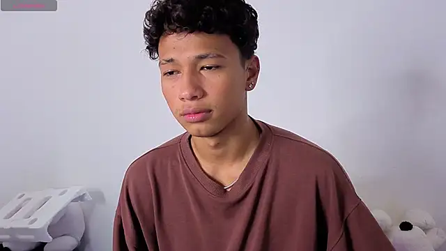 Snapshot of ETTE_MOON chatting on April 15, 2026, 2:28 am ETTE MOON online show from April 15, 2026, 2:28 am