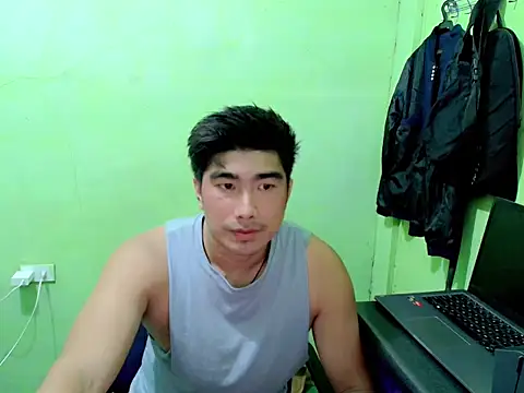 Snapshot of Hunkfireman chatting on April 10, 2026, 1:12 am Hunkfireman online show from April 10, 2026, 1:12 am