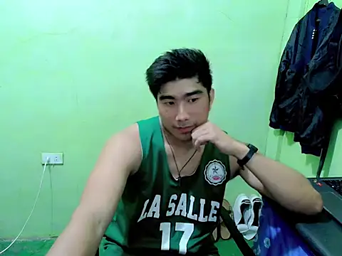 Snapshot of Hunkfireman chatting on April 8, 2026, 1:07 am Hunkfireman online show from April 8, 2026, 1:07 am