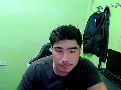 Snapshot of Hunkfireman chatting on May 27, 2026, 11:56 pm Hunkfireman online show from May 27, 2026, 11:56 pm