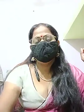 Snapshot of SEEMA_012 chatting on May 21, 2026, 5:38 am SEEMA 012 online show from May 21, 2026, 5:38 am