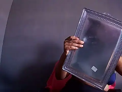 Submissive Pricess online show from April 4, 2026, 7:48 am