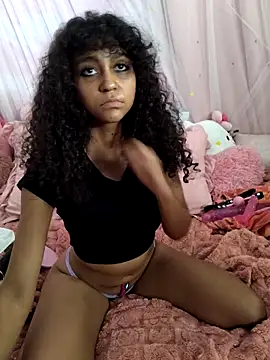 Snapshot of mia_hart chatting on June 19, 2026, 3:12 am mia hart online show from June 19, 2026, 3:12 am