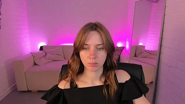 MeganClapp online show from May 13, 2026, 6:20 am