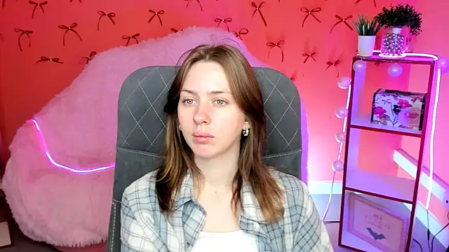 MeganClapp online show from May 9, 2026, 5:11 am
