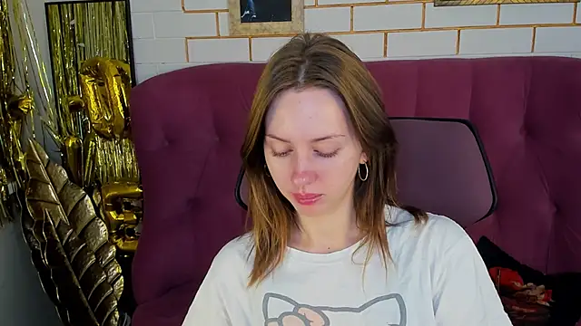 MeganClapp online show from May 30, 2026, 5:47 am