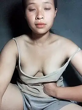 Liss-mimi online show from June 25, 2026, 12:32 pm