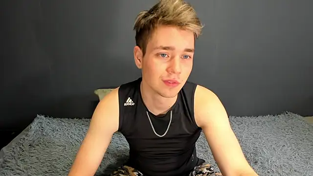 zeriax online show from May 8, 2026, 2:37 am