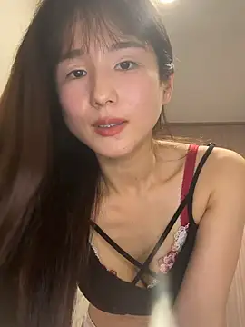 Hinako 0012 online show from May 21, 2026, 3:59 am