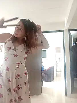 emily15amor online show from April 3, 2026, 8:26 pm