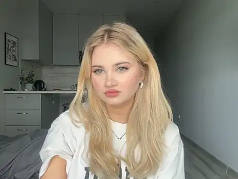kirtova  online show from May 31, 2026, 11:16 am