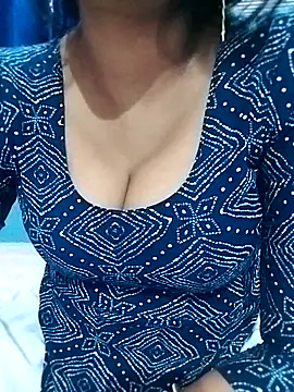 Alisha-sexy online show from April 8, 2026, 3:13 pm