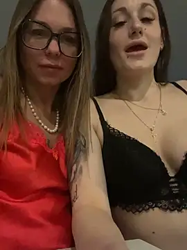 Snapshot of Cass_wild chatting on April 4, 2026, 4:30 am Cass wild online show from April 4, 2026, 4:30 am