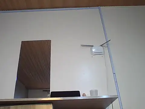 Snapshot of Shan0299__ chatting on April 5, 2026, 1:40 pm Shan0299 online show from April 5, 2026, 1:40 pm