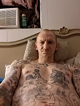 travisrwade online show from April 10, 2026, 10:22 am