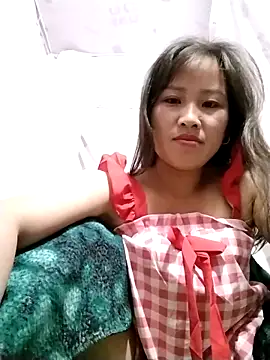Snapshot of Yo-must chatting on May 1, 2026, 9:09 pm Yo-must online show from May 1, 2026, 9:09 pm