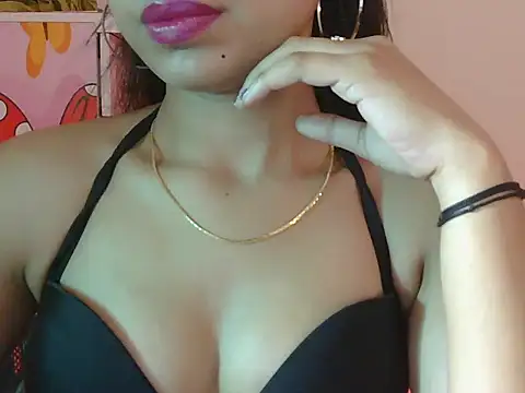 Snapshot of sweet_rashi chatting on April 22, 2026, 3:57 am sweet rashi online show from April 22, 2026, 3:57 am