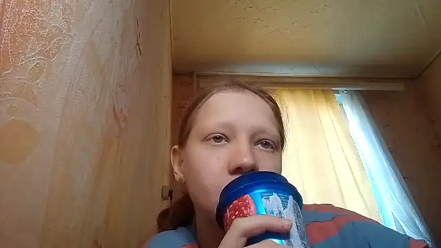 BirgitKamal online show from June 25, 2026, 1:05 pm