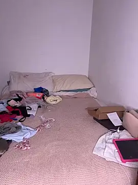 Snapshot of Calypso_222 chatting on April 14, 2026, 9:20 pm Calypso 222 online show from April 14, 2026, 9:20 pm