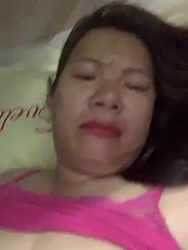   Evelyn   online show from April 26, 2026, 11:02 pm