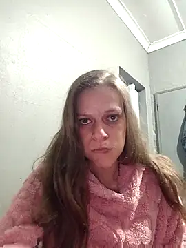 Snapshot of Skymadison6 chatting on April 30, 2026, 12:39 am Skymadison6 online show from April 30, 2026, 12:39 am