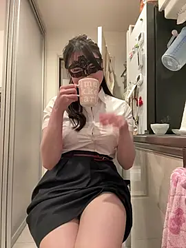 hiyori hiyochan online show from July 8, 2026, 12:06 pm