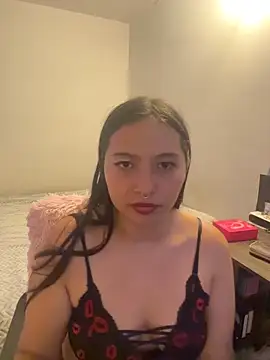 Kiim 2026 online show from April 6, 2026, 11:06 pm