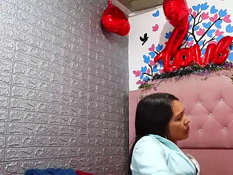 dolysex2026 online show from April 21, 2026, 3:13 am