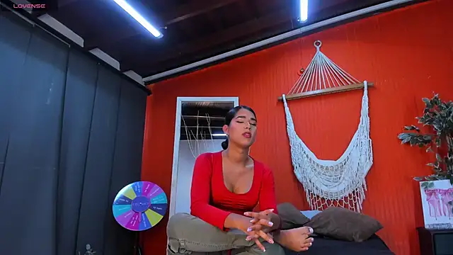 liahspencer online show from May 18, 2026, 4:12 pm